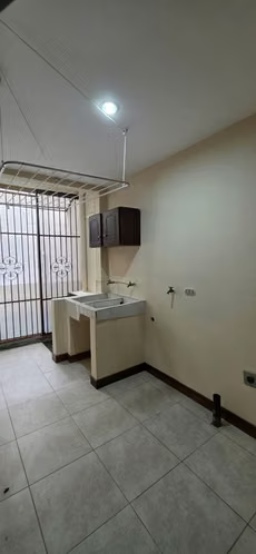 Se Alquila Apartamento dentro Urbanizacion por Hospital Mexico Uruca - Imagen 13