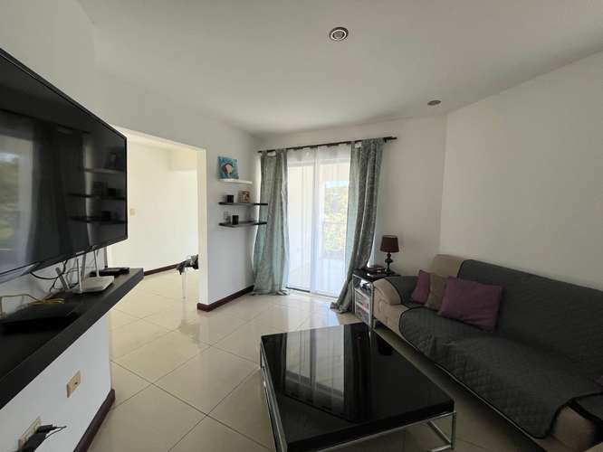 Casa en venta en Ángeles de San Rafael Heredia, elegante casa y amplias zonas verdes con rancho BBQ, estaque con peces - Imagen 18