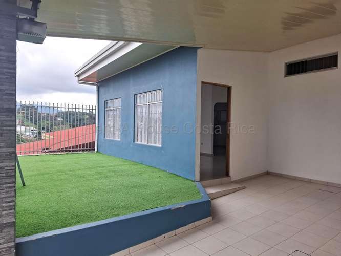 Venta casa en residencial, La Trinidad Moravia