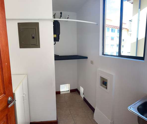 Alquiler Condado del Palacio La Uruca | 3 Hab y 2 Parqueos - Imagen 4