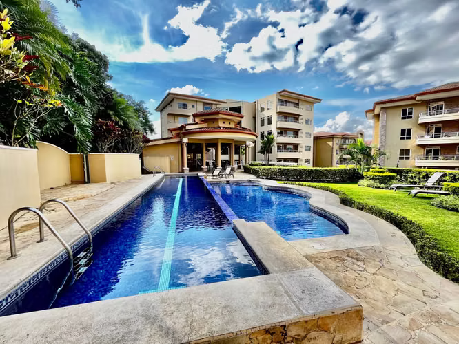 ESCAZU! BELLO APARTAMENTO AMOBLADO DE 2 HAB / 2 BAÑOS/2PARQUEOS - Imagen 17