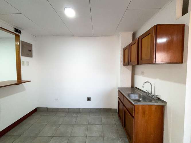 Amplia sala - Apartamento en San Pedro con Vista Panorámica
