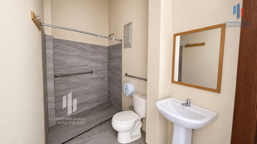 Se alquila Local Comercial apto para Bodega o Similares en Bello Horizonte, Escazú, precio con IVA - Imagen 6