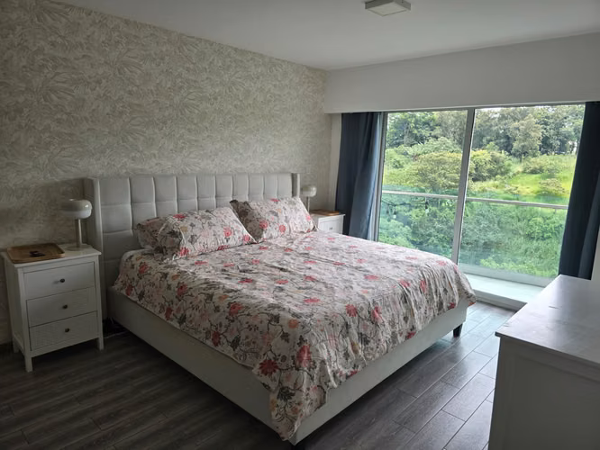 Hermoso apartamento con espectacular vista al bosque  - Imagen 7