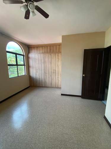 Escazú Se Alquila Cómodo y Seguro Apartamento 2 HAB C/ 440 000