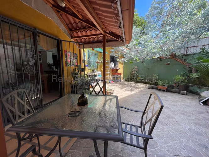 CASA EN VENTA EN ASERRÍ, BARRIO MARÍA AUXILIADORA | 3 HABITACIONES | COCHERA PARA 2 VEHÍCULOS - Imagen 17