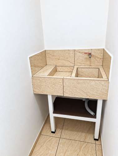 APARTAMENTO EN LA URUCA.