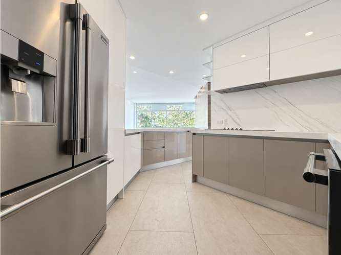 Venta de apartamento en Escazú, cerca del Country Club-Linea Blanca