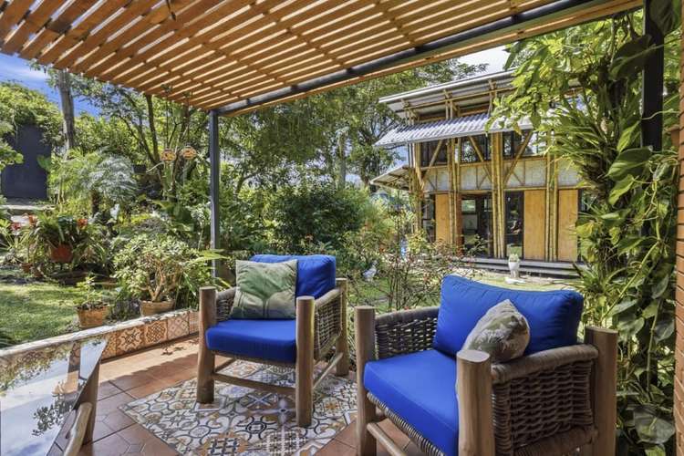 Casa con jardín y estudio en San Rafael de Escazú - Imagen 7