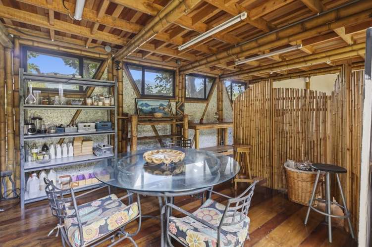 Casa con jardín y estudio en San Rafael de Escazú - Imagen 19