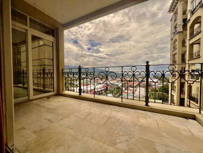Se Alquila Apartamento Amoblado en Sabana Sur - 1  Habitación, 1  Baño,  1 Parqueo, precio $1,300