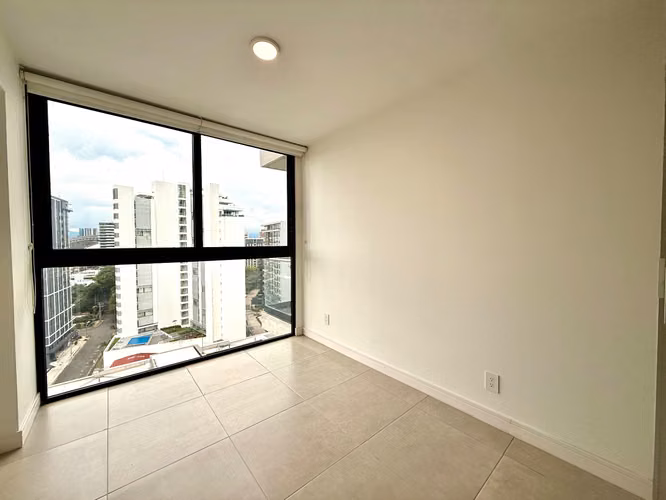 ESPECTACULAR APTO EN TORRE PISO ALTO CON PARQUEO  NUNCIATURA  - Imagen 12