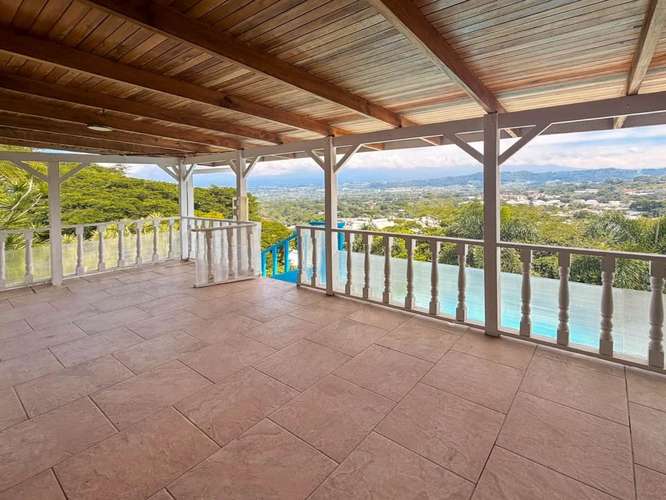 Casa amplia y amueblada en residencial privado en Santa Ana - Imagen 16