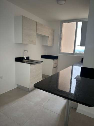 Alquilo Apartamento Piso 5 | Doble Balcón | Monte Alto, Curridabat