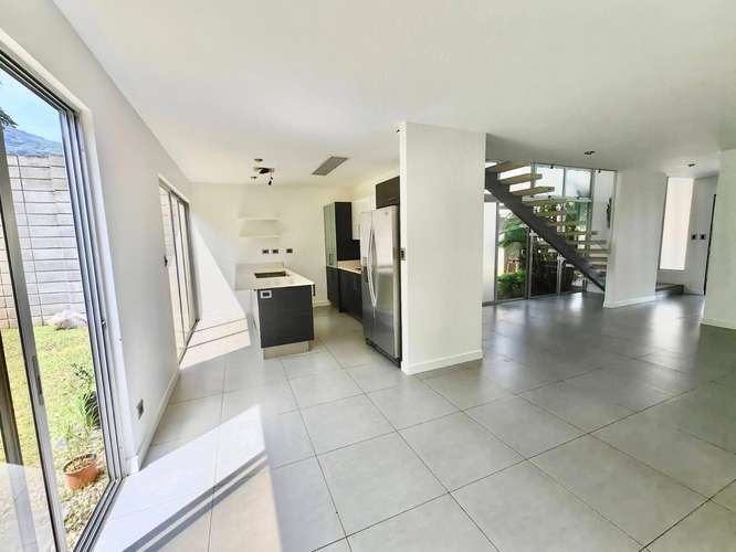 Santa Ana, Rio Oro, Se Alquila casa en condominio 3 HAB - Imagen 3