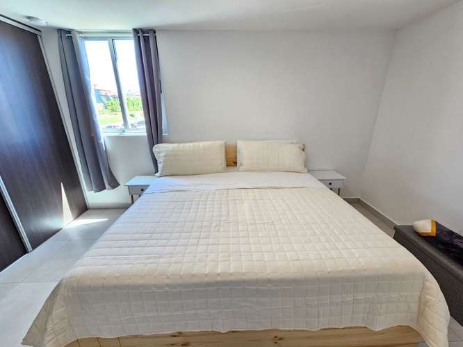 Alquiler apartamento amueblado 3 habitaciones. Condominio Altamira, San Pablo de Heredia - Imagen 11