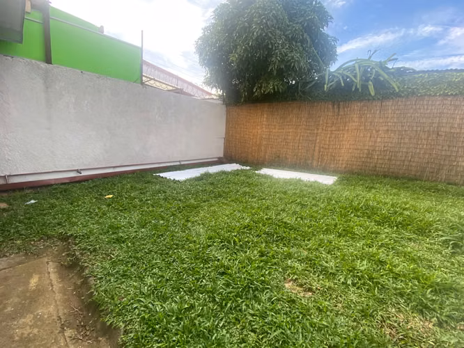 998877 / Apartamento tipo casa en alquiler / Tres Ríos / Planta baja / Jardín - Imagen 12