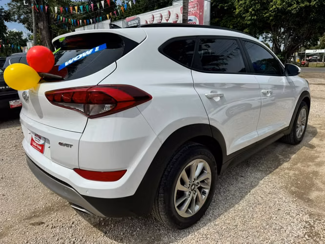 HYUNDAI TUCSON GLS-2018-AUTO-SHIFT TRONIC-TDI-4X2-9.975.000 - Imagen 2