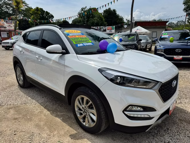 HYUNDAI TUCSON GLS-2018-AUTO-SHIFT TRONIC-TDI-4X2-9.975.000 - Imagen 4