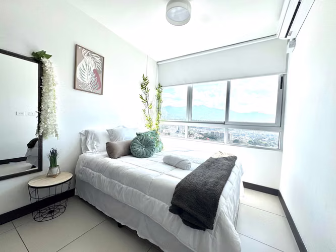 Venta de Apartamento amueblado en U Nunciatura Rohrmoser San José - Imagen 11