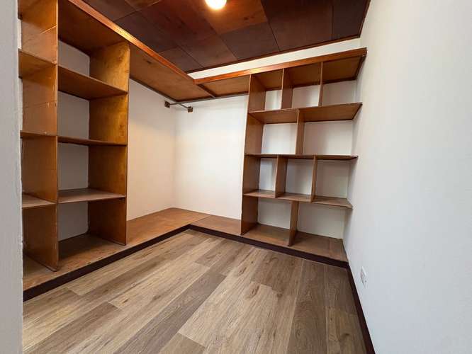 Alquiler de Casa con Uso de Suelo Mixto – Boulevard Rohrmoser  - Imagen 5