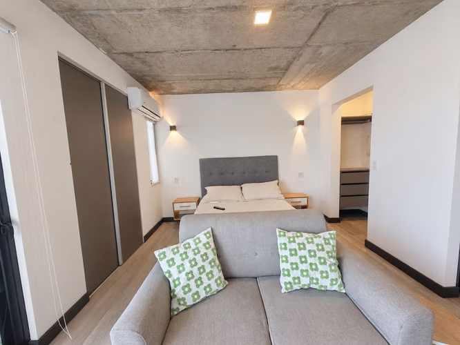 Alquiler de estudio amueblado en Pozos de Santa Ana con balcón, piscina y gimnasio - Imagen 4