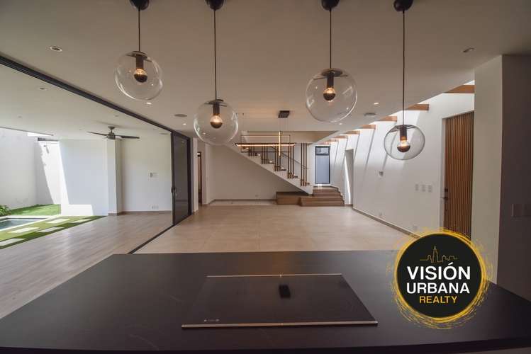 Moderna Casa para Estrenar de 4 Habitaciones con Piscina en Los Laureles, Escazú - Imagen 9