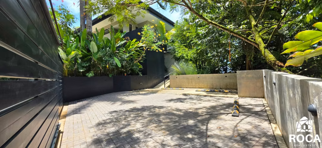 Escaleras Village: En venta un edificio de lujo en Costa Ballena