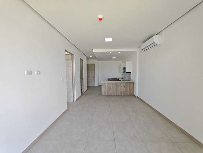 Apartamento a estrenar en Santa Ana con balcón, piscina y gimnasio - Imagen 3