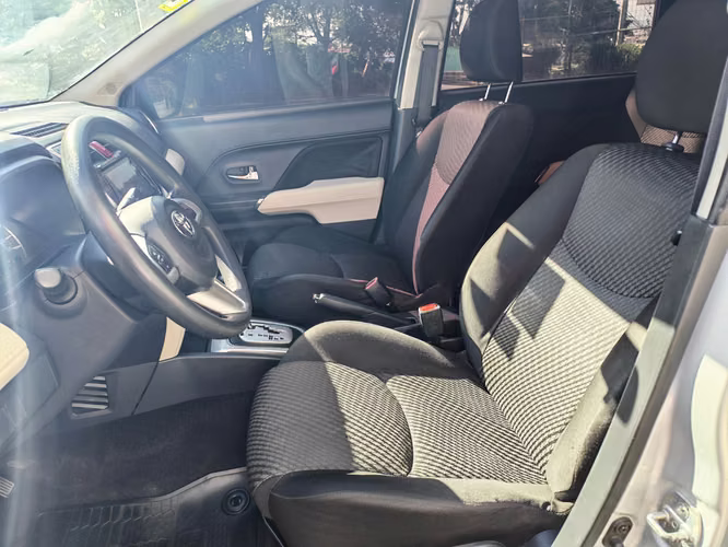 Toyota Rush G 2023 - Imagen 6