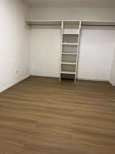 Se alquila local comercial para oficinas/consultorios/estetica/etc. - Imagen 3