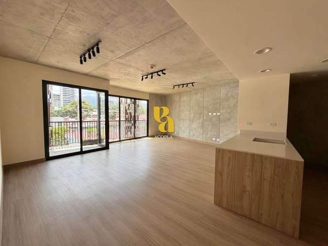Alquiler de apartamento para estrenar de 2 habitaciones en Rohrmoser
