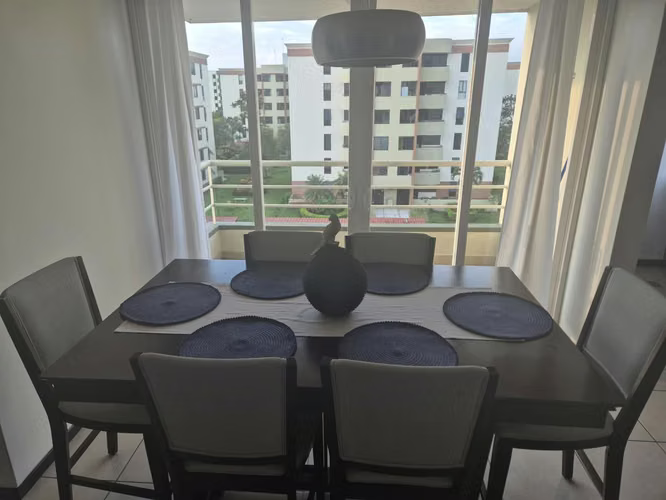 Elegante Juego de Comedor Alto de Madera – 6 Sillas - Imagen 5