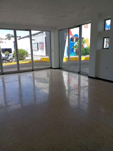 Local comercial en San Rafael Escazú frente a calle principal a la par de Pops  - Imagen 6