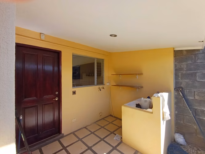 Casa en Alquiler en Herdia – 3 Dormitorios, Patio Amplio y Seguridad 24/7 - Imagen 6