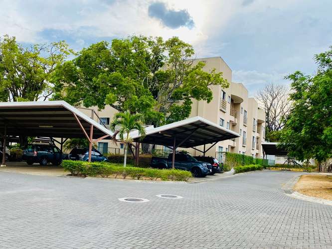 Venta de condominio en la Guácima casi frente a Hacienda Los Reyes. - Imagen 5
