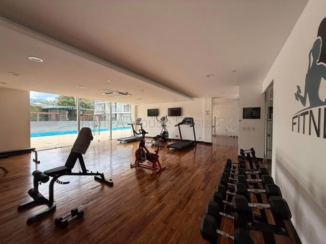 Alquiler de Moderno Apartamento Tipo Estudio en Condominio Urban Flats, Santa Ana.  - Imagen 11