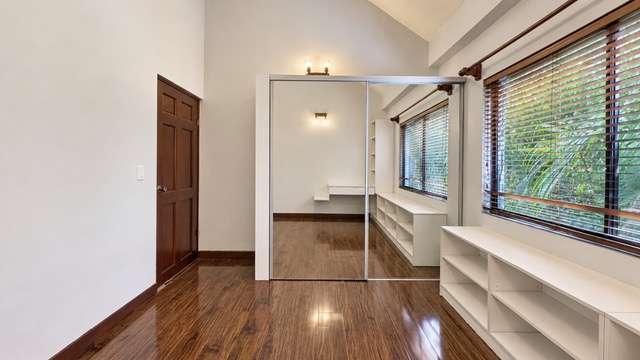 Casa Estilo Toscano en Venta en Hacienda Los Reyes | 4 Habitaciones, 1.200 m² de Terreno - Imagen 10