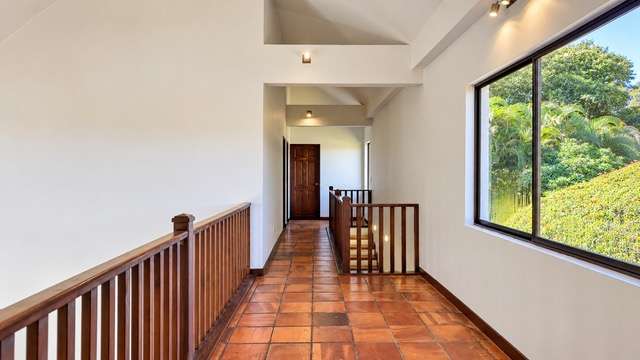 Casa Estilo Toscano en Venta en Hacienda Los Reyes | 4 Habitaciones, 1.200 m² de Terreno - Imagen 7
