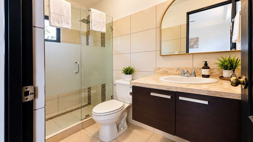 Se vende para inversión condominio en Torres del Sol, La Unión, Tres Ríos.  - Imagen 7