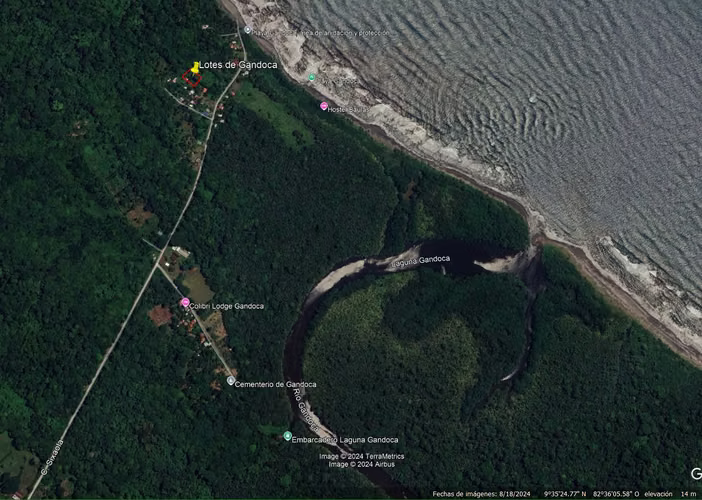Lotes titulados en calle privada con vista al mar, a 400 m de la playa y a 10 min de la famosa Laguna de Gandoca. - Imagen 11