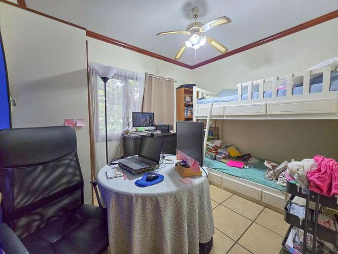 PROPIEDAD DE 3 CASAS DE UNA SOLA PLANTA CON 2.742 M2 DE LOTE EN SANTA ANA PIEDADES - Imagen 18