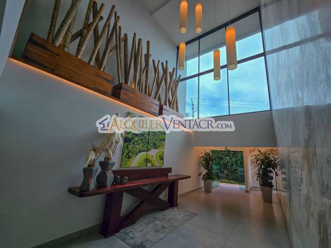 LUJOSO APARTAMENTO PARA ESTRENAR CON VISTA EN ESCAZU CENTRO - Imagen 1