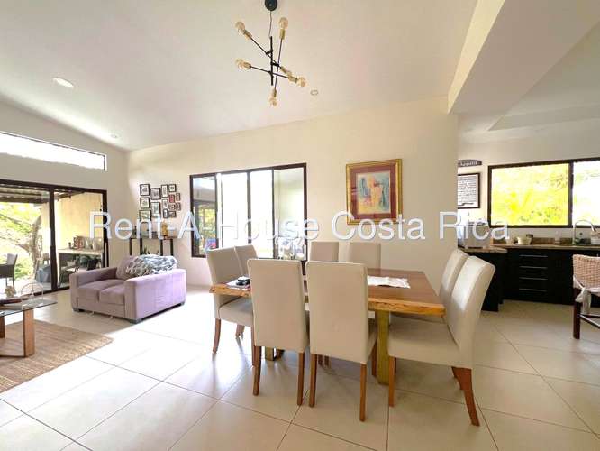 VENTA CASA MODERNA DE 1 PLANTA EN PIEDADES DE SANTA ANA | ESTUDIO MUSICAL INDEPENDIENTE | 640 m² DE LOTE | DOBLE ALTURA  - Imagen 2