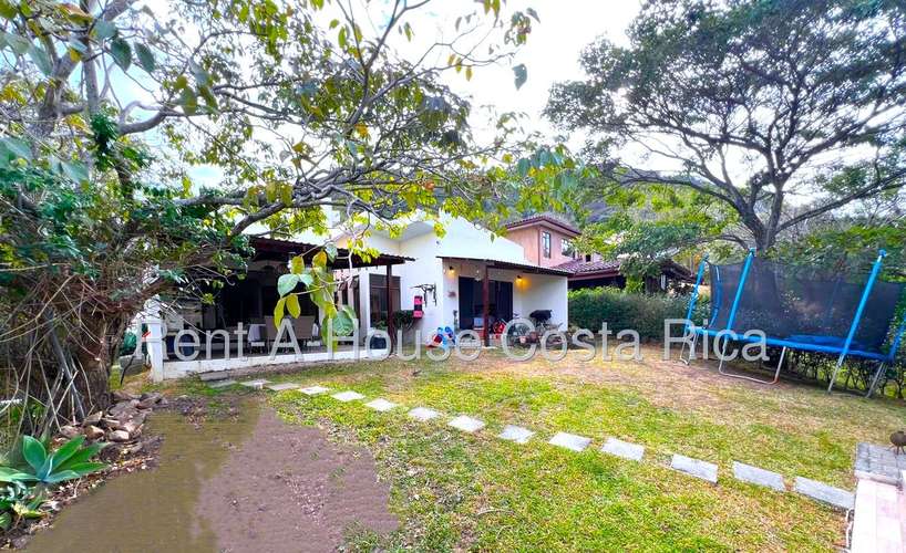 VENTA CASA MODERNA DE 1 PLANTA EN PIEDADES DE SANTA ANA | ESTUDIO MUSICAL INDEPENDIENTE | 640 m² DE LOTE | DOBLE ALTURA  - Imagen 14
