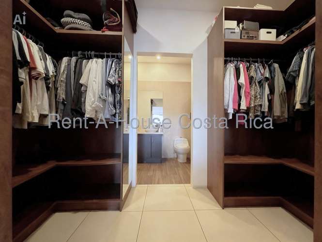 VENTA CASA MODERNA DE 1 PLANTA EN PIEDADES DE SANTA ANA | ESTUDIO MUSICAL INDEPENDIENTE | 640 m² DE LOTE | DOBLE ALTURA  - Imagen 9