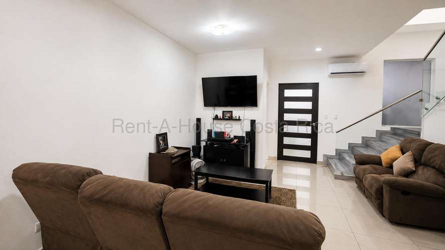 VENTA CASA EN CONDOMINIO CERCA DE PINARES-GRANADILLA | 3 HAB | CONCEPCIÓN,LA UNIÓN  - Imagen 4