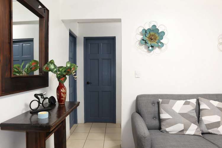 CASA FLORENCIA | Casa Moderna en Ubicación Estratégica en Florencia Centro, San Carlos. - Imagen 13