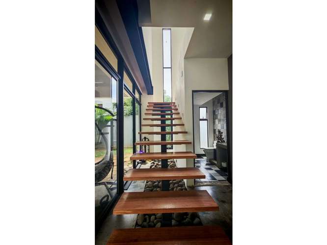 Venta de casa en Curridabat en residencial privado - Imagen 10