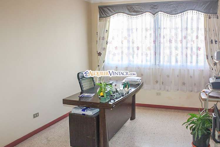 CASA DE 560 M2 Y 778 M2 LOTE X HUMBOLDT Y EMBAJADA AMERICANA PAVAS - Imagen 19
